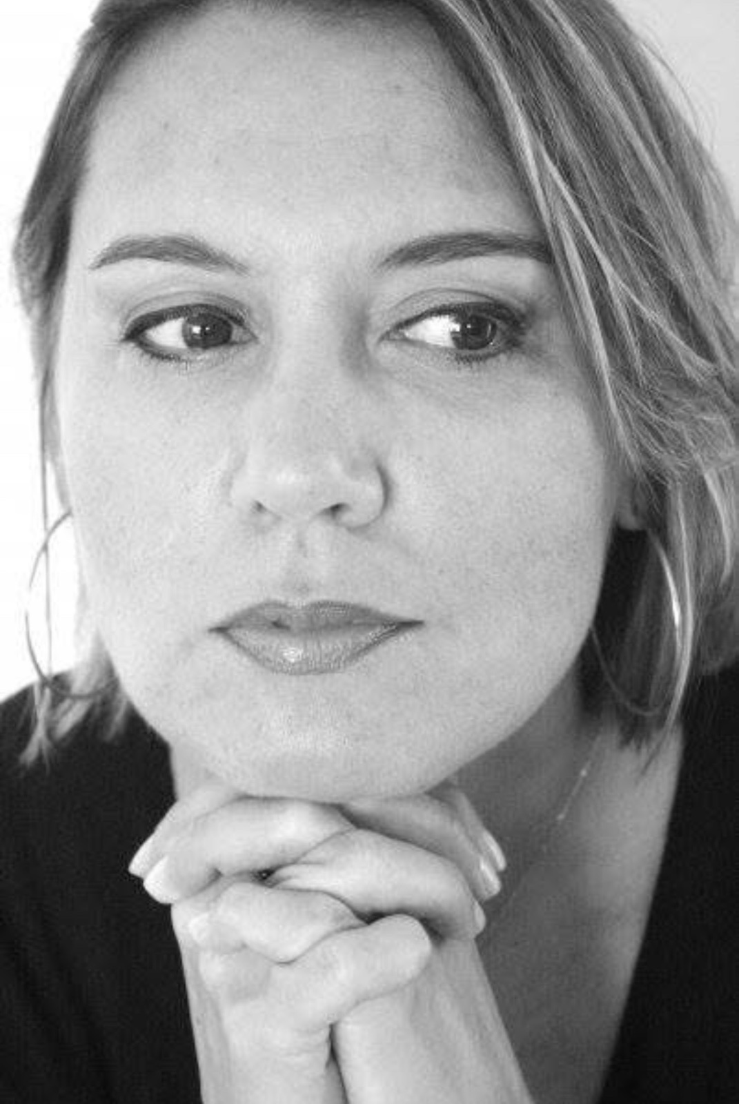 Capa de Suzana Bello