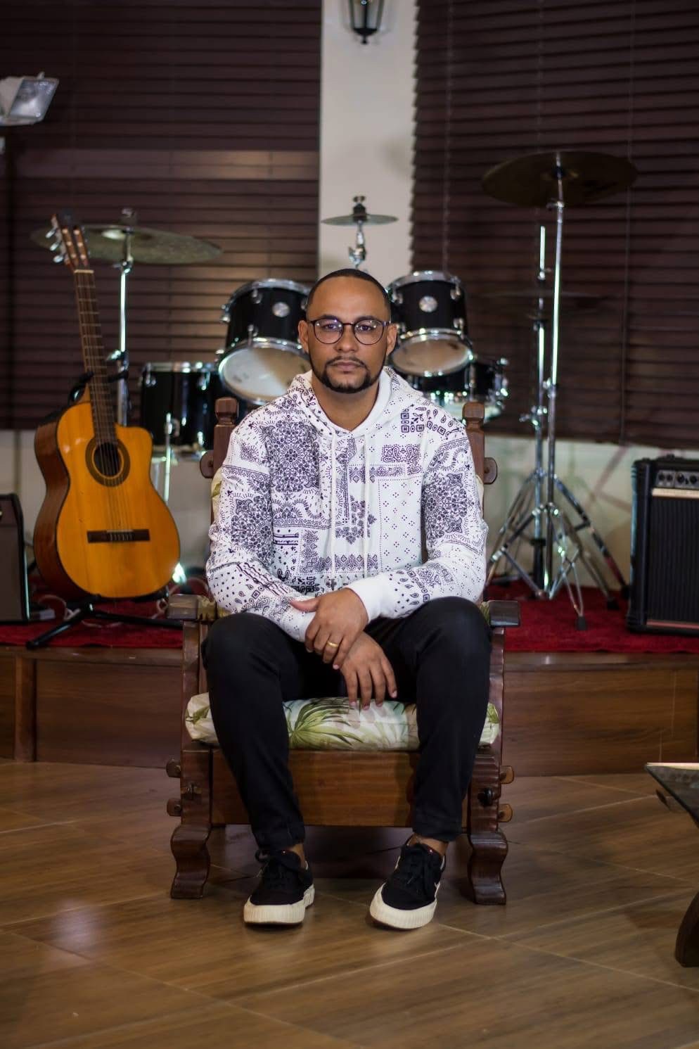 Capa de Luiz Carlos Andrade